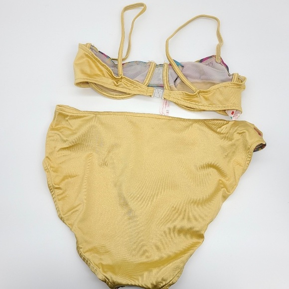Vintage High Waisted Bikini Set - Picture 2 of 10